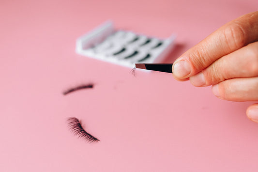 Can Eyelashes Grow Back After Extensions?